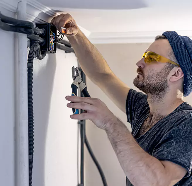 Why Sunny Isles Beach, FL Homeowners Choose Sunny Isles Beach Air Duct Cleaning Pro for HVAC UV Light Installation?